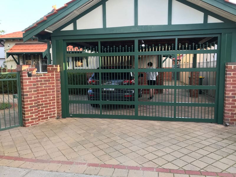 Driveway Gates Perth Feature Fencing, Metal Garage Doors Gates And Fences
