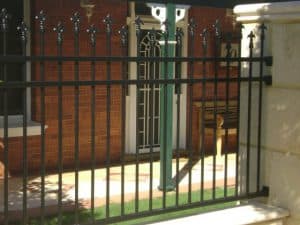Staggered Spear Tubular Fencing